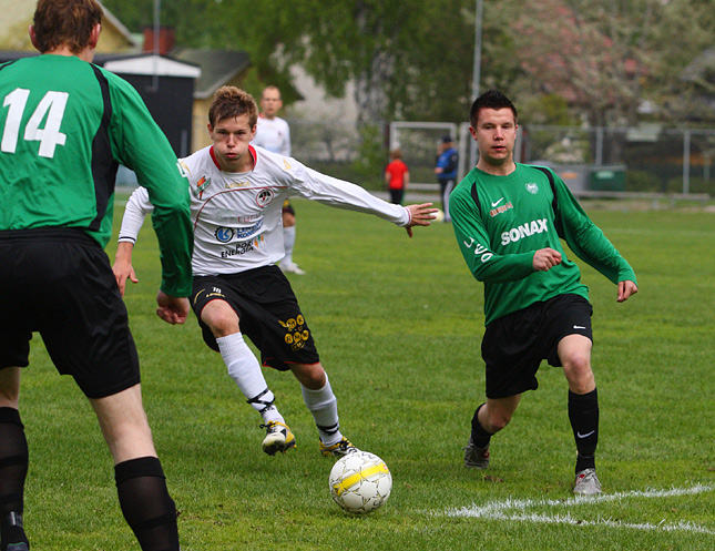 28.5.2011 - (Musan Salama-Tikkurilan Palloseura)