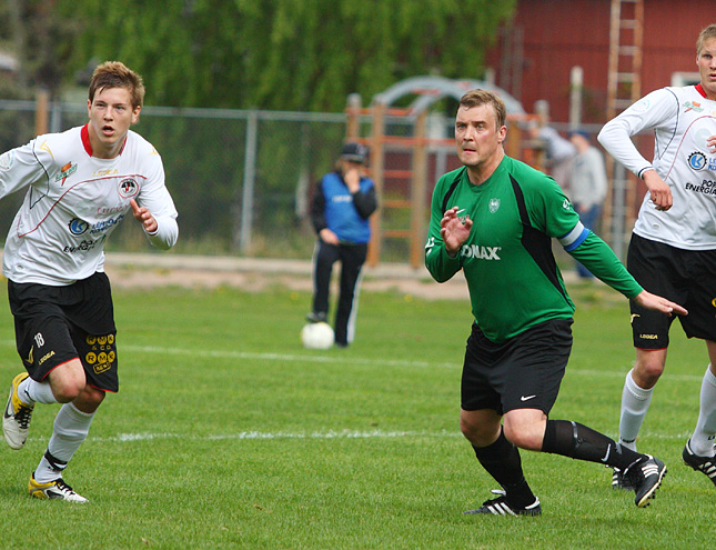 28.5.2011 - (Musan Salama-Tikkurilan Palloseura)