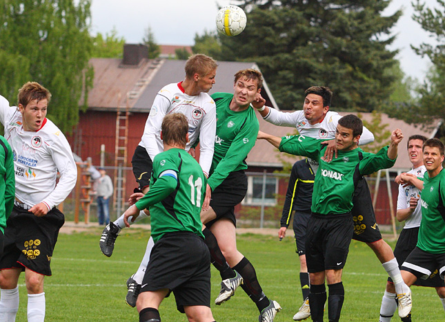 28.5.2011 - (Musan Salama-Tikkurilan Palloseura)