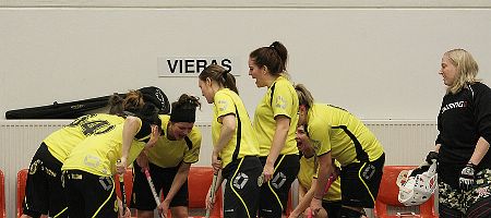 Porilainen naissalibandyjoukkue JSJ-07 nousi 2-divisioonaan