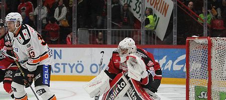 Andreas Bernard jatkaa Ässissä