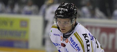 Junttila sivussa runkosarjan loppuun asti