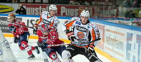 Ville Viitaluoma palaa Kerhoon