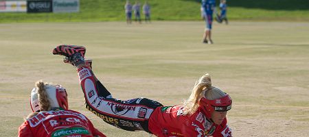 Pesäkarhuille kaksi uutta pelaajasopimusta