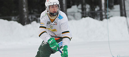 Joonas Peuhkuri Bandyliigan marraskuun pelaaja