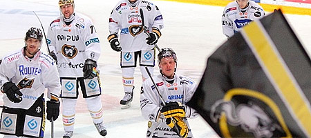 Libor Sulak vahvistamaan Kärppien puolustusta - Samu Tuomaalalle Liiga-sopimus