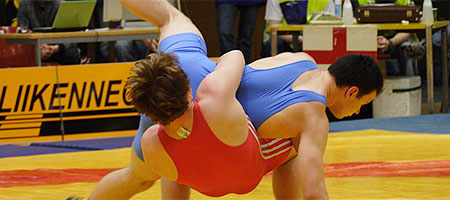 Ville Heino paini PM-hopealle