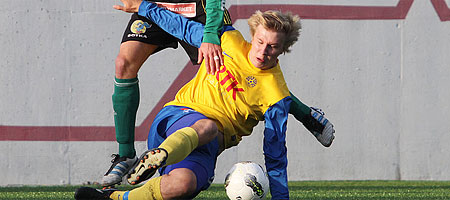 Pallo-Iiroile pisteet huonollakin esityksellä