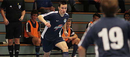 Nälkäinen ja ärsytetty Kerho liigajohtajaa haastamaan