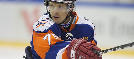 Kiekko-Vantaalle kaksi uutta hyökkääjää