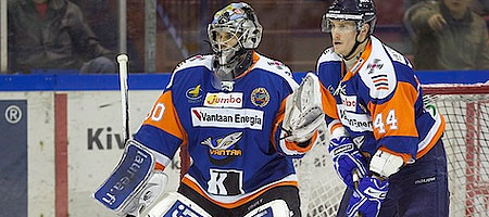 Jani Kautosta Kiekko-Vantaan maalivahtivalmentaja