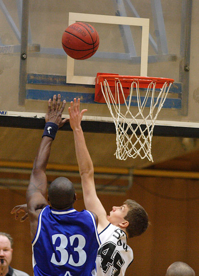 22.11.2007 - (BC Sisu-Rauma Basket)