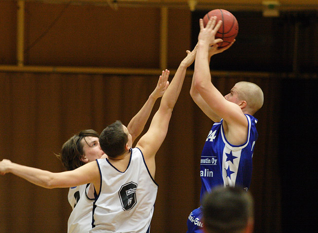 22.11.2007 - (BC Sisu-Rauma Basket)