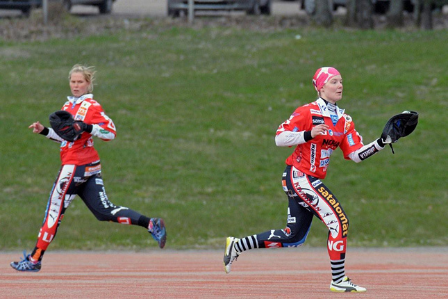 27.4.2008 - (Rauma-Pesäkarhut)