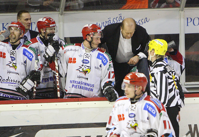 7.4.2009 - (Ässät-Sport)
