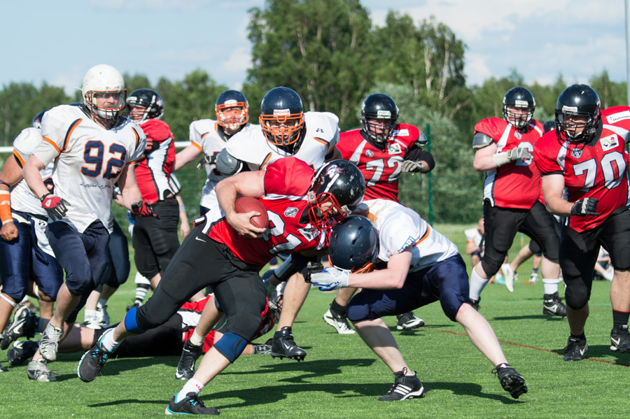 8.6.2013 - (Huskies-Bears)