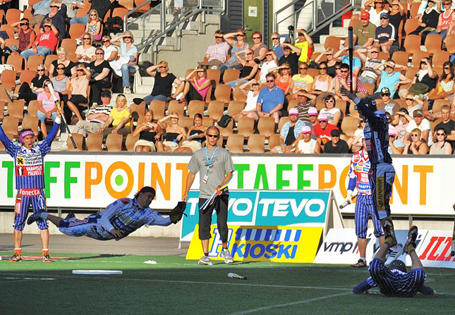 2.7.2010 - Itä-Länsi, A-pojat