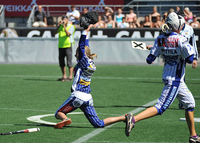 3.7.2010 - Itä-Länsi, B-tytöt