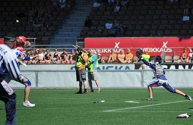 3.7.2010 - Itä-Länsi, B-tytöt