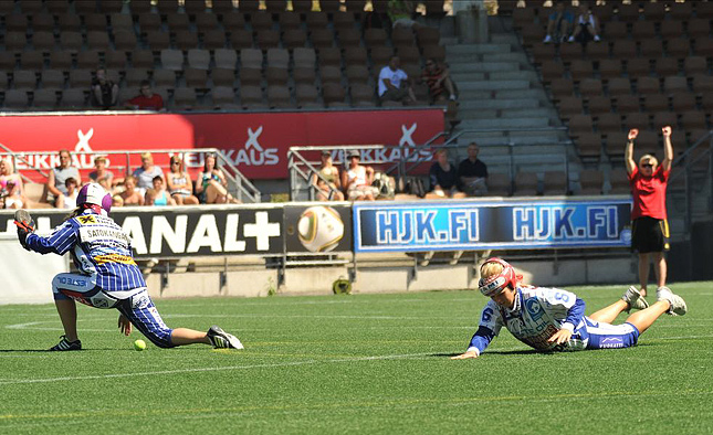 3.7.2010 - Itä-Länsi, B-tytöt