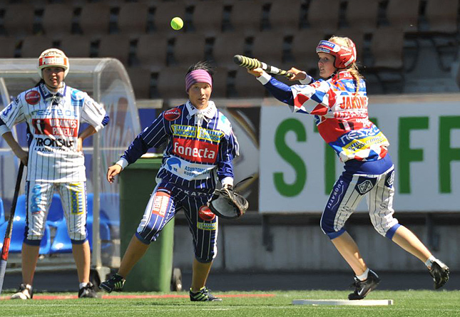 3.7.2010 - Itä-Länsi, B-tytöt