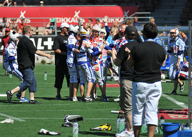 3.7.2010 - Itä-Länsi, B-tytöt