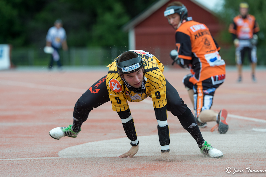 25.7.2012 - (Kuopion Seudun Pesäpalloilijat-Haminan Palloilijat)
