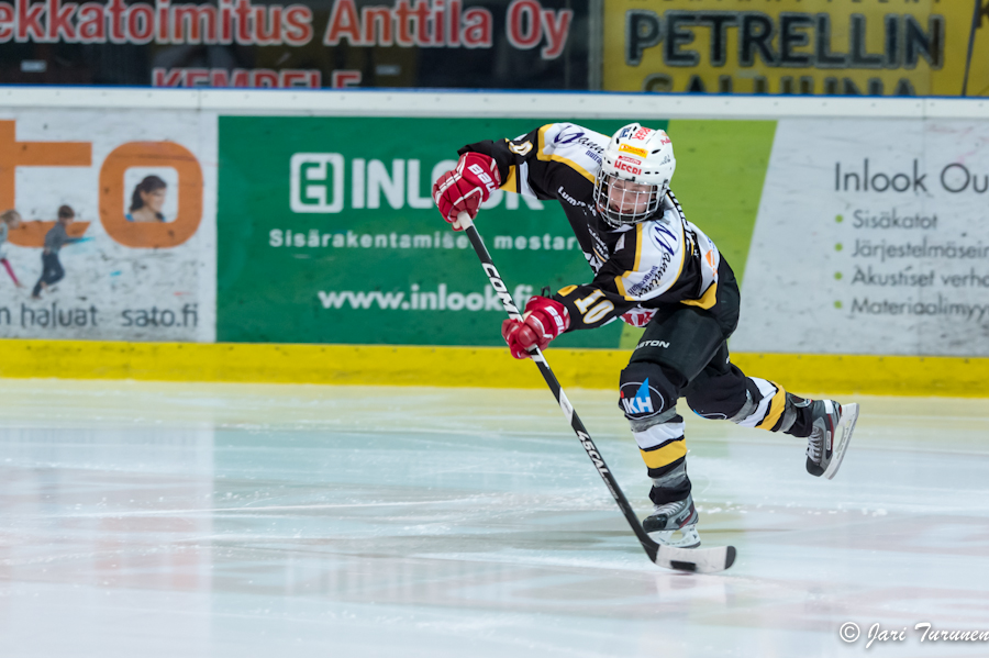 22.02.2013-( Kärpät Oulu (FIN) - Modo Hockey (SWE) )