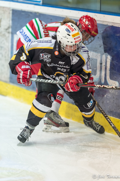 22.02.2013-( Kärpät Oulu (FIN) - Modo Hockey (SWE) )