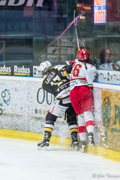 22.02.2013-( Kärpät Oulu (FIN) - Modo Hockey (SWE) )