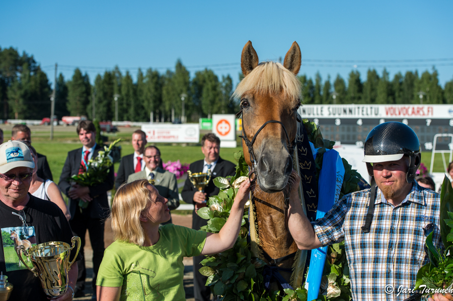 28.7.2013 - (Kuninkuusravit)