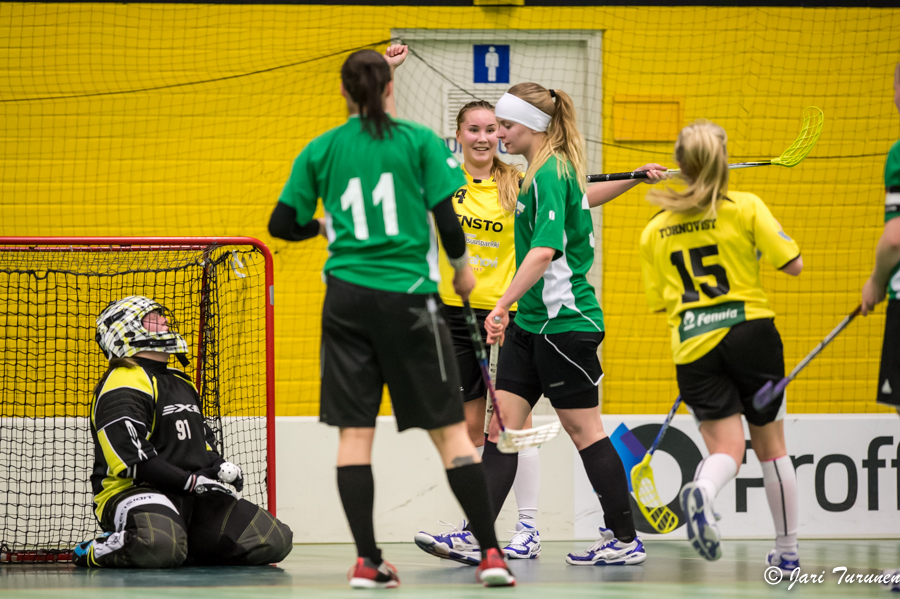 15.03.2014-(PSS B tytöt - OLS B tytöt)