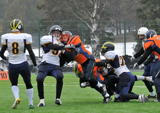 28.3.2010 - (Bears A-Wolverines A)