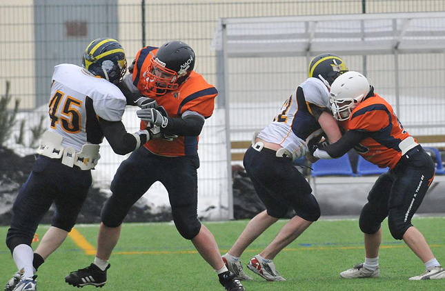 28.3.2010 - (Bears A-Wolverines A)