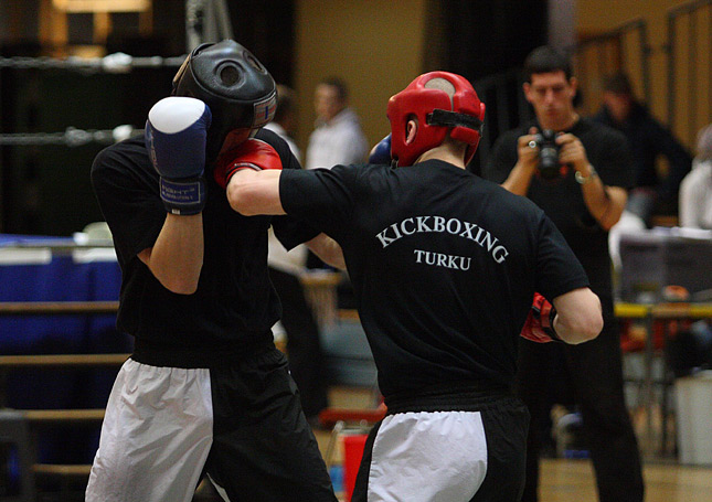 25.4.2010 - (Potkunyrkkeilyn SM-kisat)