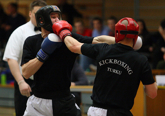 25.4.2010 - (Potkunyrkkeilyn SM-kisat)