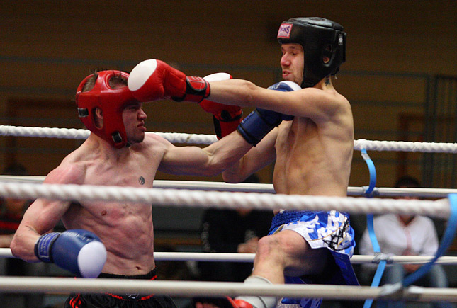 25.4.2010 - (Potkunyrkkeilyn SM-kisat)