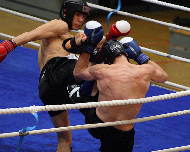 25.4.2010 - (Potkunyrkkeilyn SM-kisat)