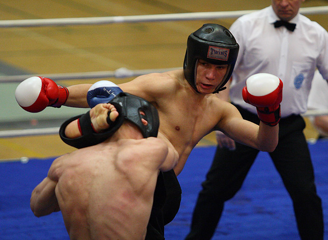 25.4.2010 - (Potkunyrkkeilyn SM-kisat)