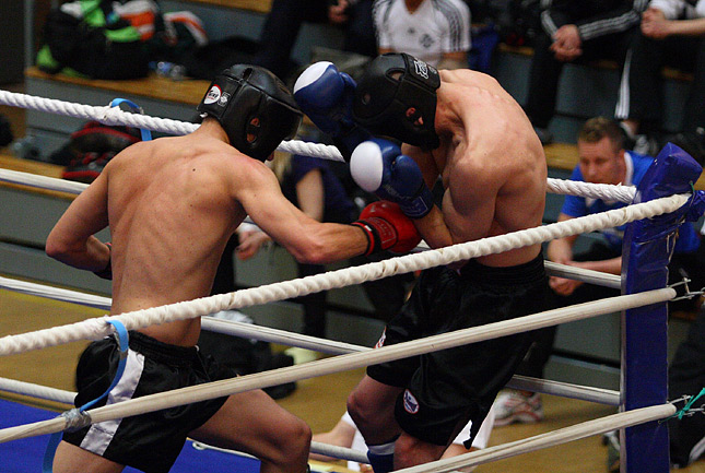 25.4.2010 - (Potkunyrkkeilyn SM-kisat)