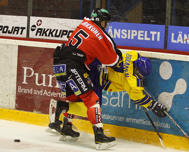 22.1.2011 - (Ässät A-Lukko A)