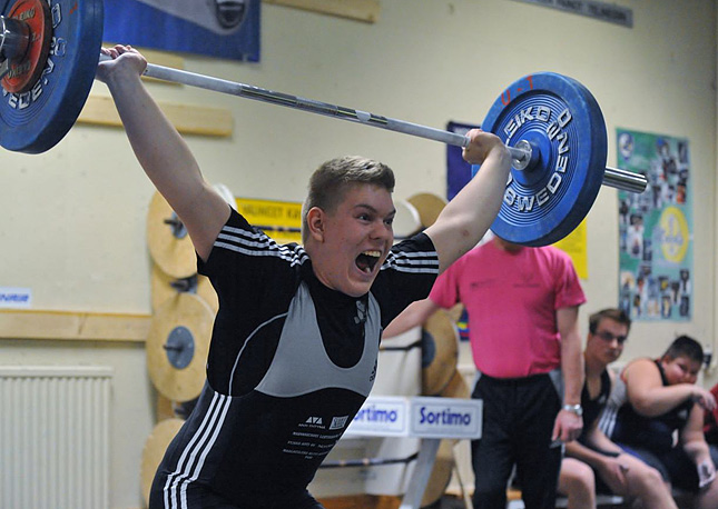 29.1.2011 - Painonnoston Lounais-Suomen piirinmestaruuskilpailut (aikuiset)