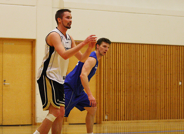 12.2.2011 - (BC Sisu-TaNMKY)