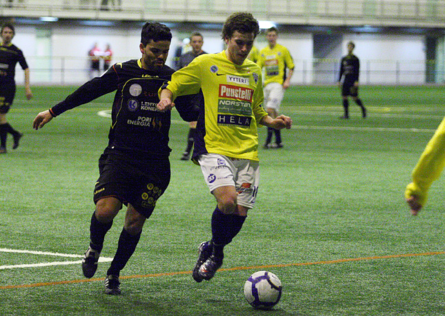 15.2.2011 - (FC PoPa-MuSa)