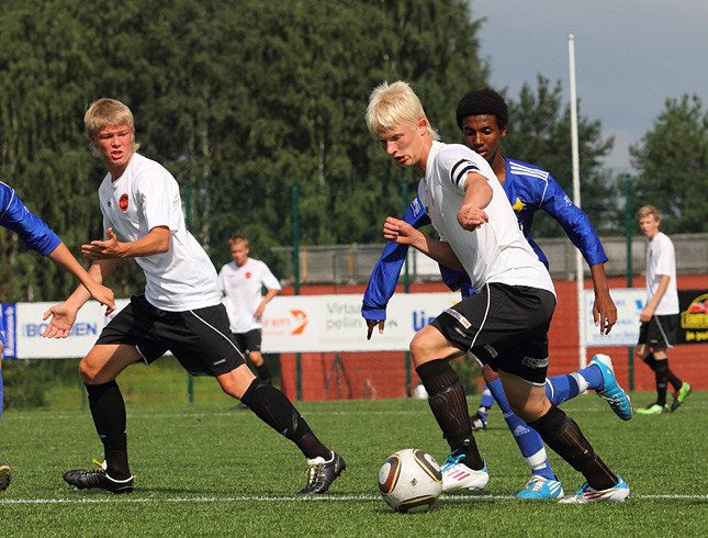 30.7.2011 - (PK-KU - VIFK)