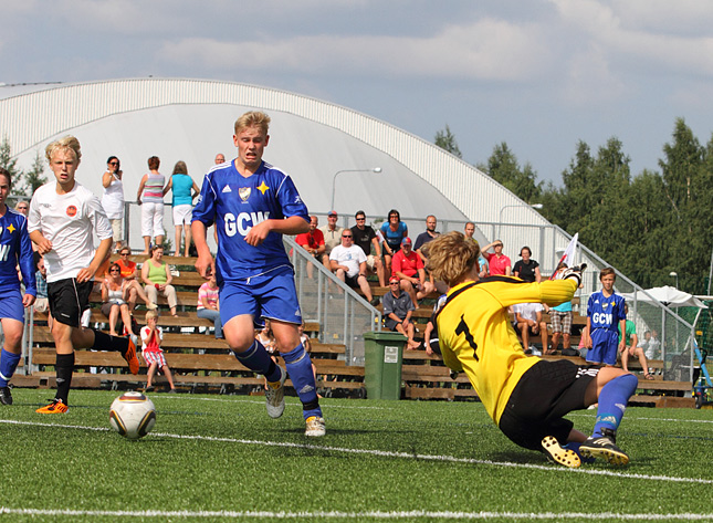 30.7.2011 - (PK-KU - VIFK)