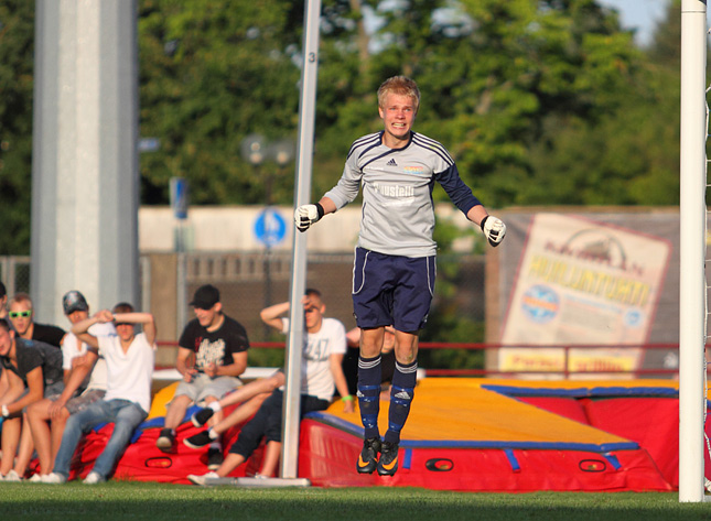 30.7.2011 - (FC Jazz-HJK)