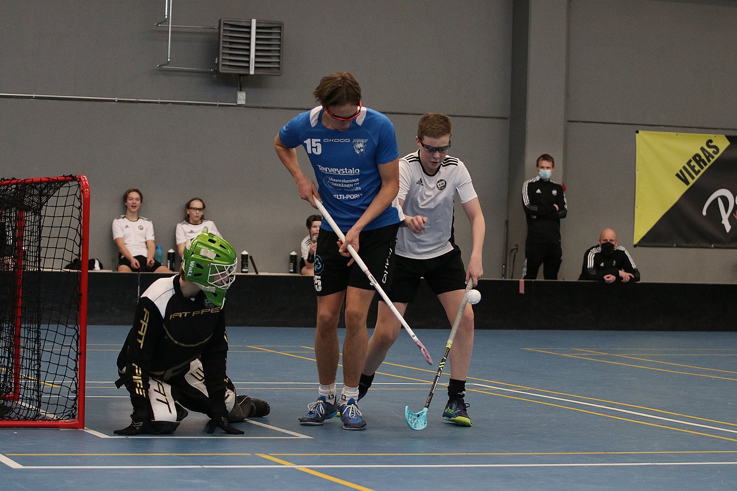 12.2.2022 - (Karhut P15-TPS P15)