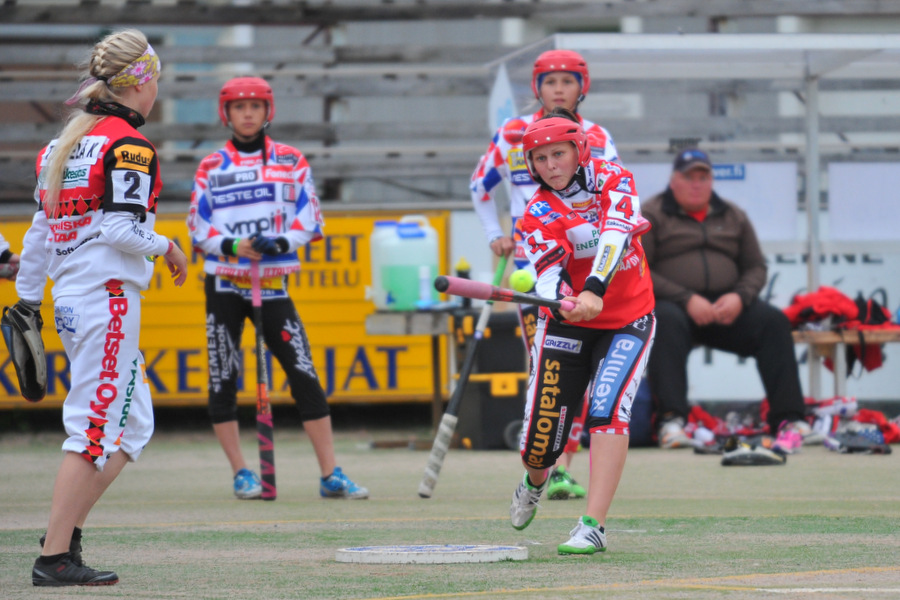 09.07.2012 - (Pesäkarhut BT-SMJ BT1)