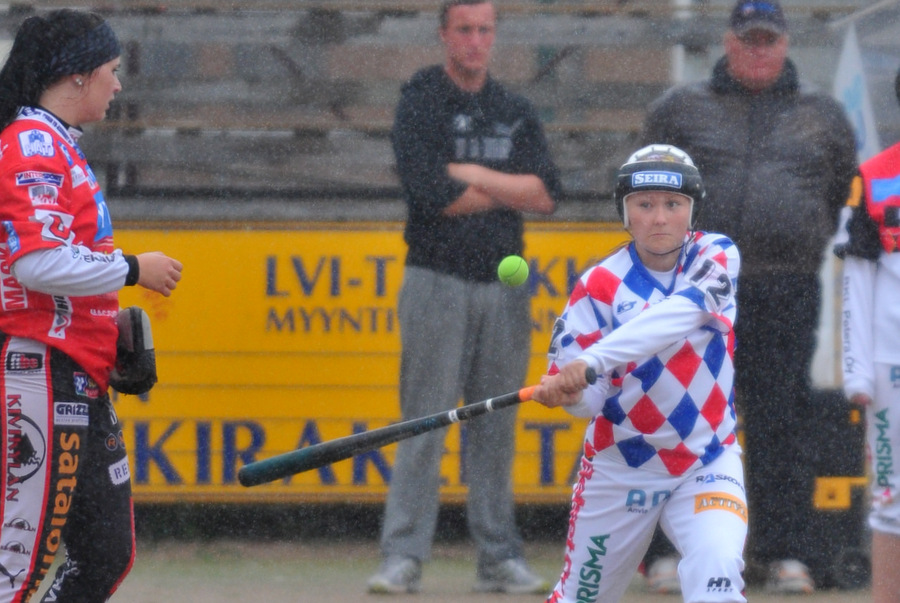 09.07.2012 - (Pesäkarhut BT-SMJ BT1)